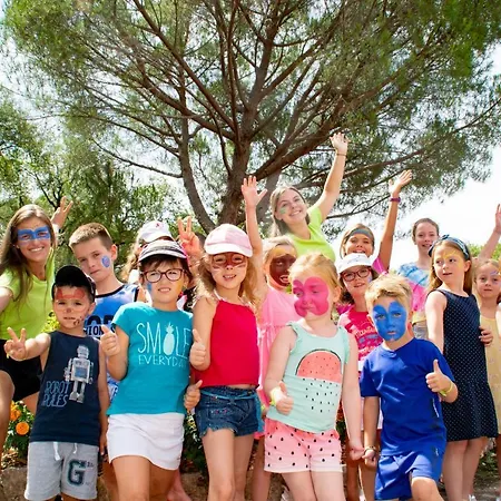Camping Met Buitenkeuken Op Leï Suves - Joycasa *