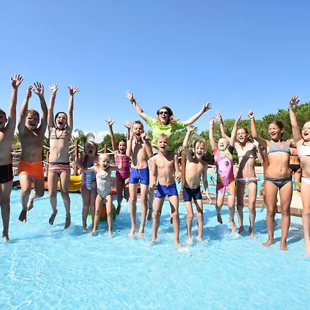 Camping Met Buitenkeuken Op Leï Suves - Joycasa