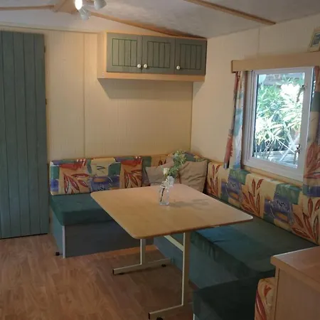 キャンプ場 With Kitchen Outside At Lei Suves - Joycasa ロクブリューヌ・シュル・アルジャン
