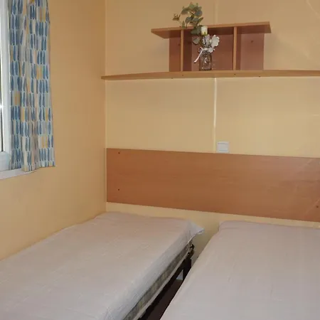 Met Buitenkeuken Op Lei Suves - Joycasa Campeggio Roquebrune-sur Argens