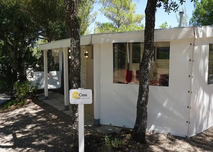 Campeggio Met Buitenkeuken Op Lei Suves - Joycasa