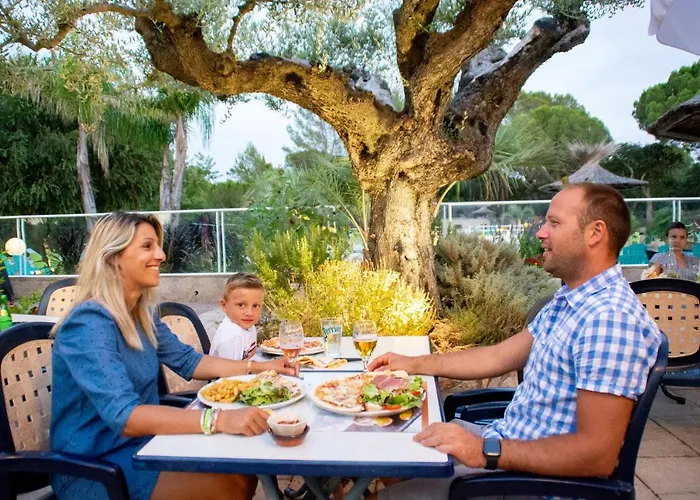 Met Buitenkeuken Op Lei Suves - Joycasa