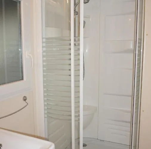 Campeggio Met Buitenkeuken Op Lei Suves - Joycasa *