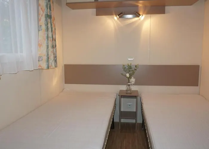 Met Buitenkeuken Op Lei Suves - Joycasa Campeggio Roquebrune-sur Argens