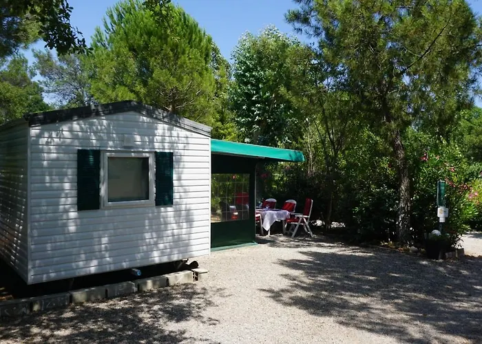 Met Buitenkeuken Op Lei Suves - Joycasa Campeggio *